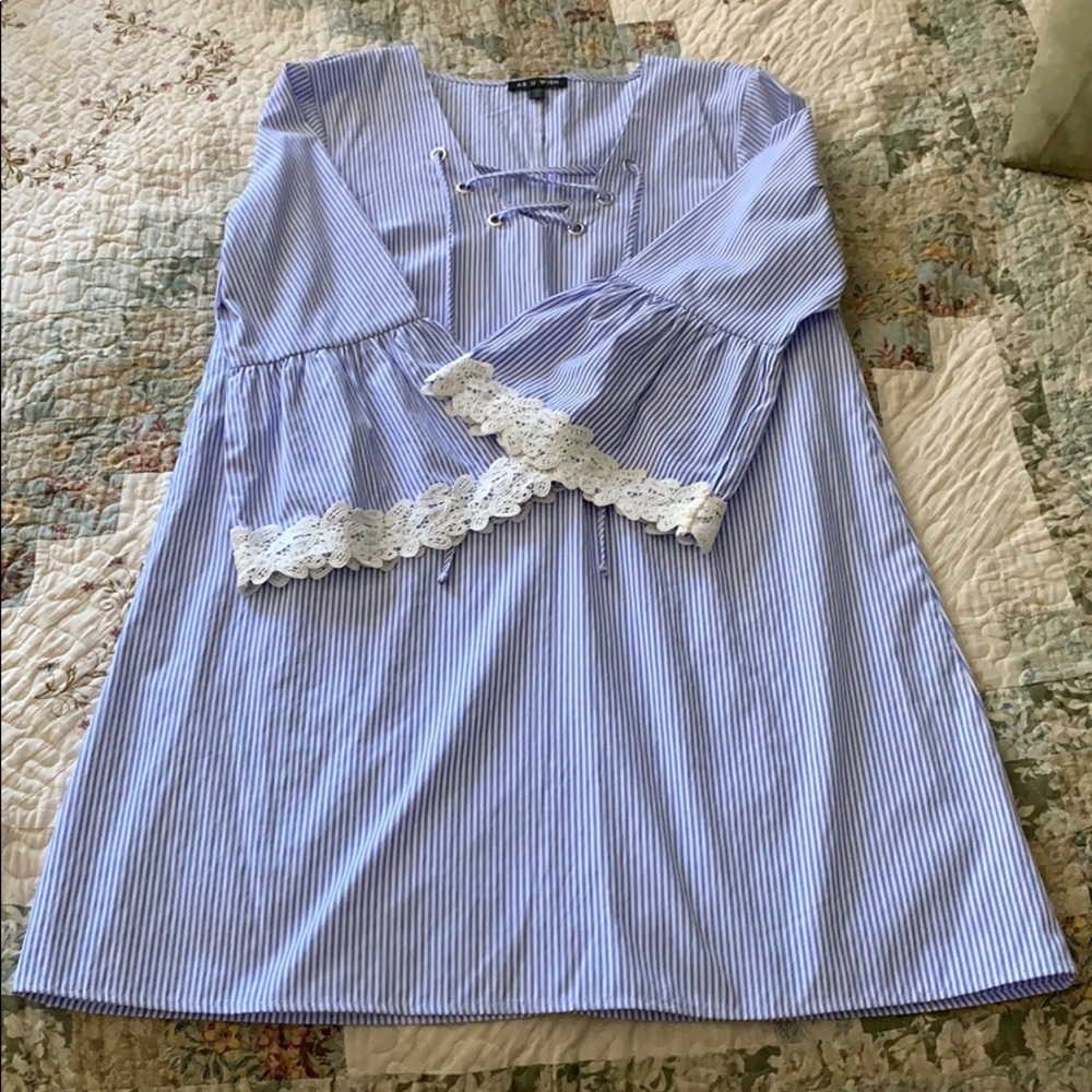 super cute Blue and White stripped dress!
